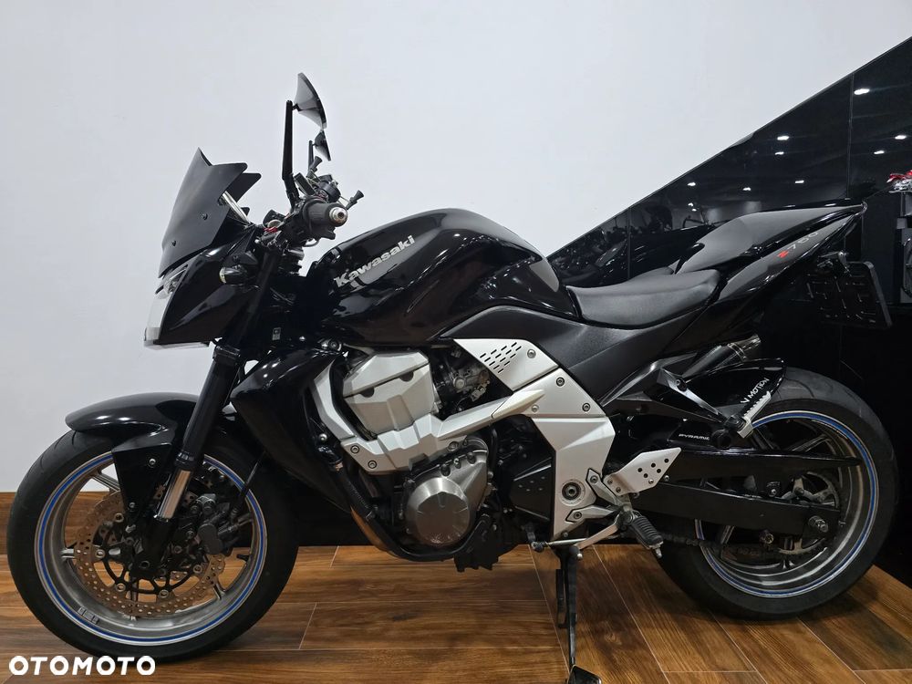 Kawasaki Z - 6