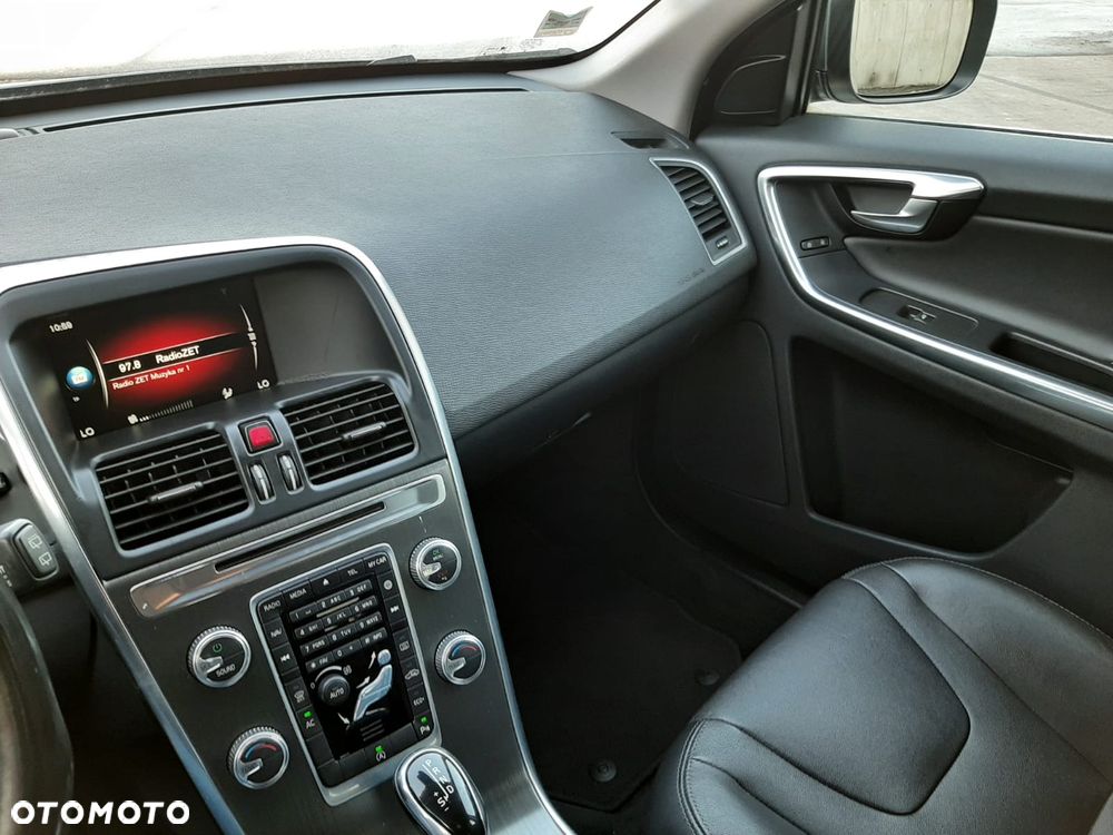 Volvo XC 60 D4 Geartronic Ocean Race - 29