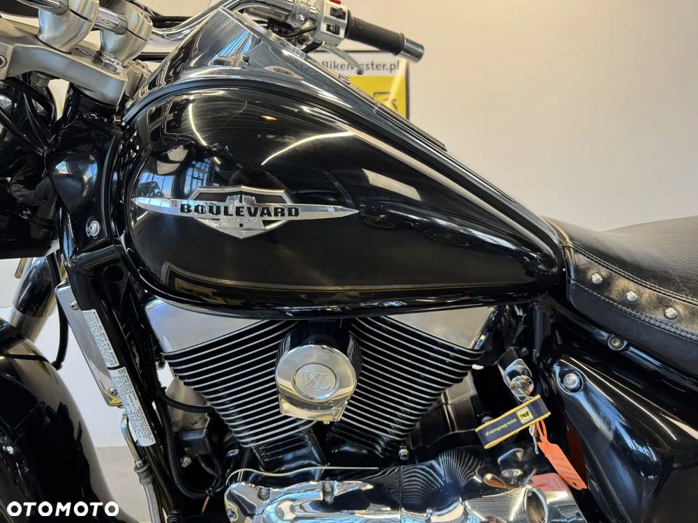 Suzuki VL 1500 Intruder LC - Boulevard C90 - 21