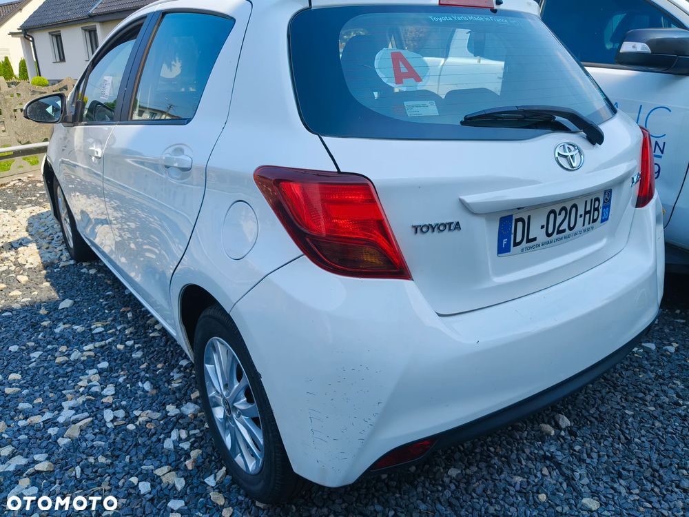 Toyota Yaris - 11