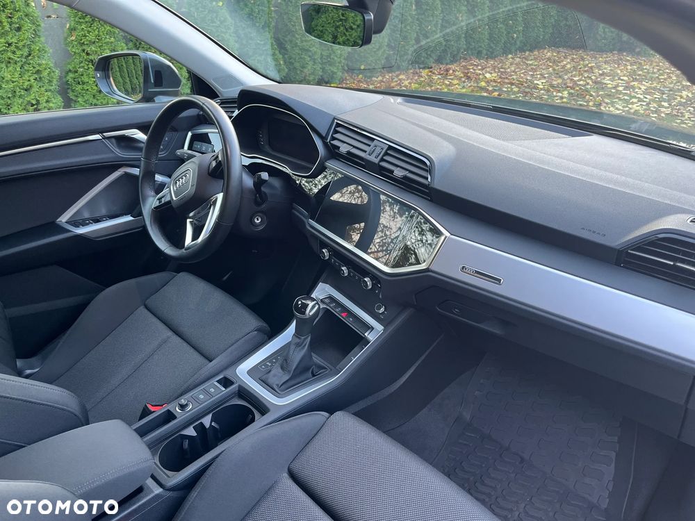 Audi Q3 35 TFSI S tronic - 9