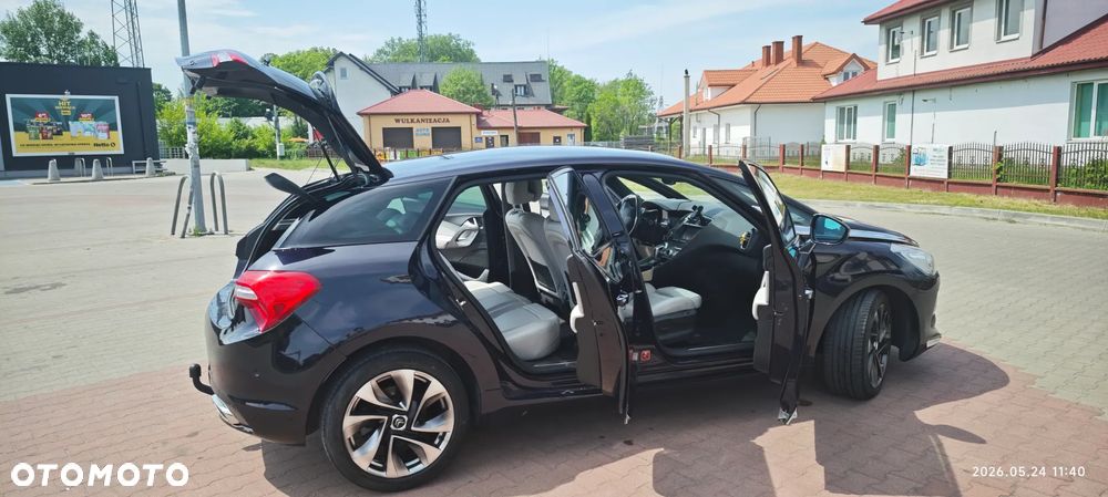 Citroën DS5 2.0 BlueHDi BeChic EAT6 - 7