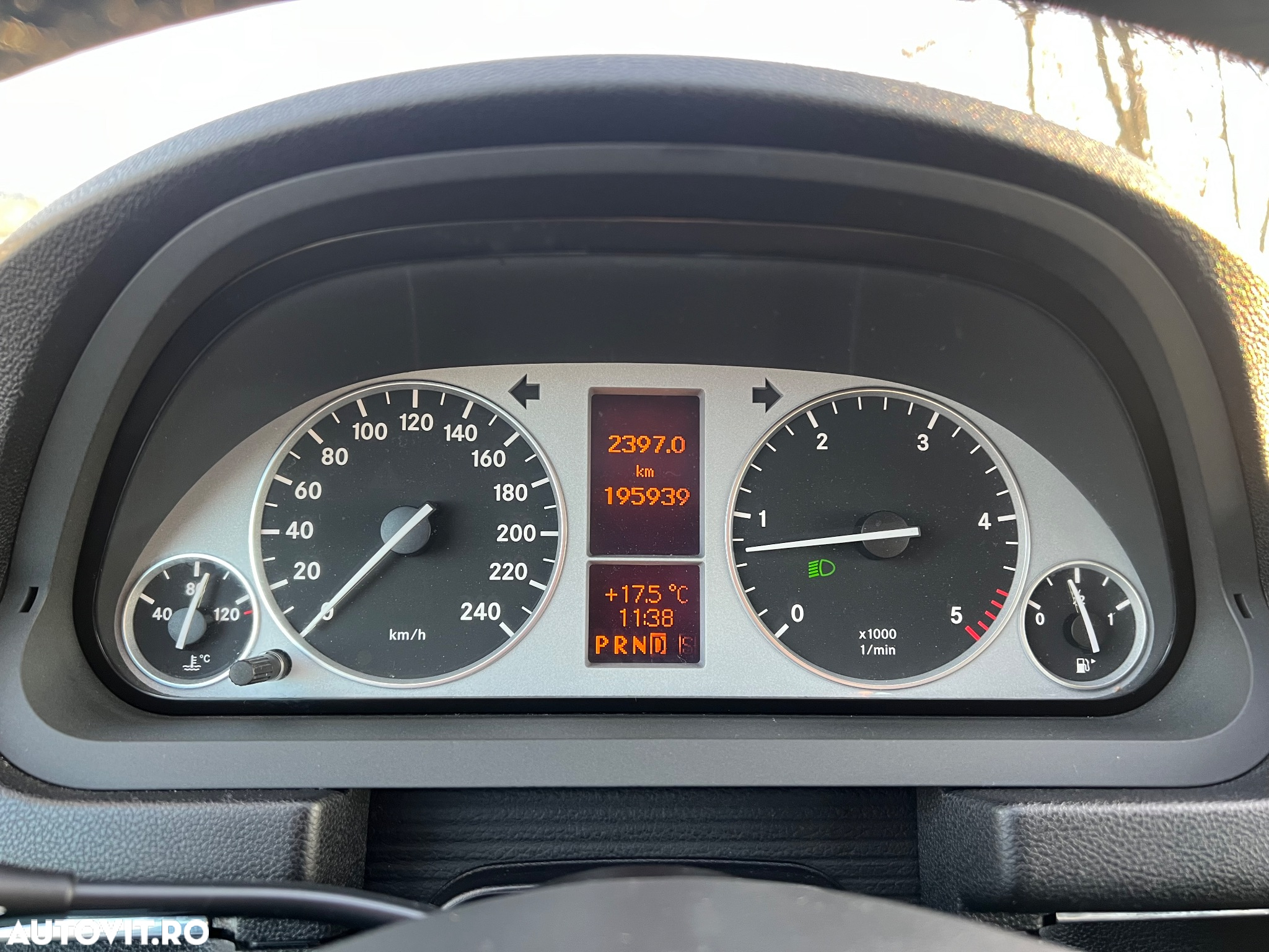 Mercedes-Benz B - 4