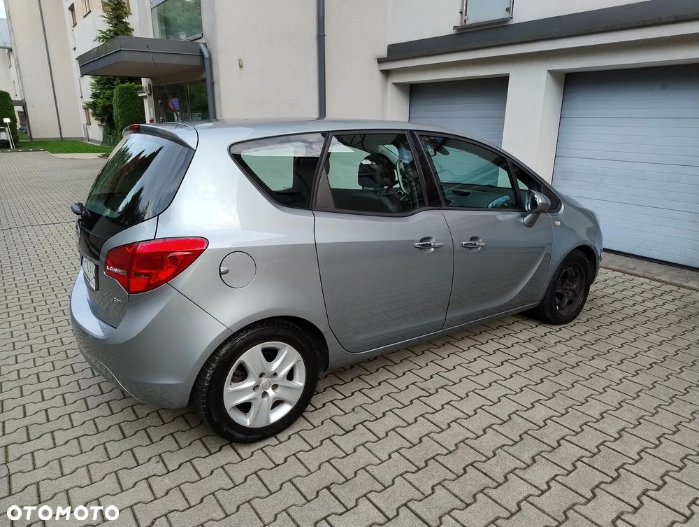 Opel Meriva 1.7 CDTI Cosmo - 3
