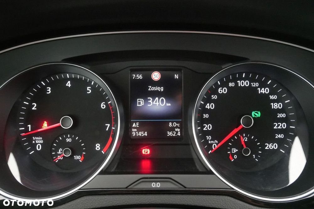 Volkswagen Passat Variant 1.5 TSI EVO Business DSG - 9