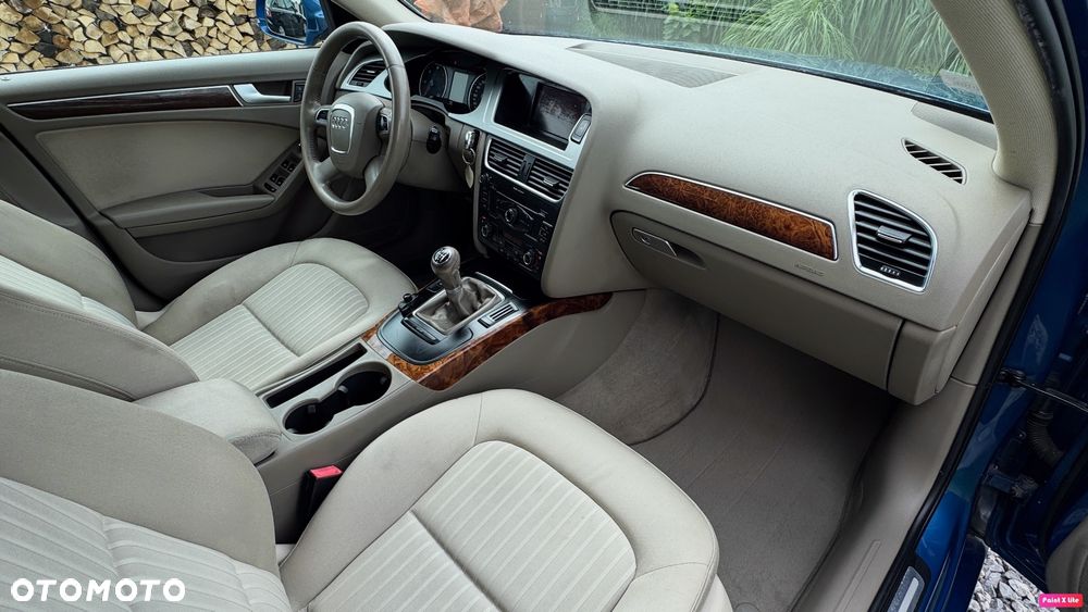 Audi A4 Avant 2.0 TDI DPF Ambiente - 35