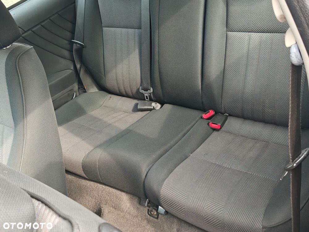 Alfa Romeo 147 1.9 JTD 16V Black Line - 8