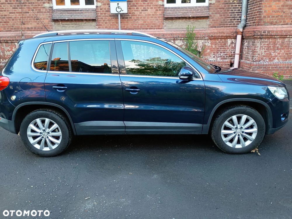 Volkswagen Tiguan - 2