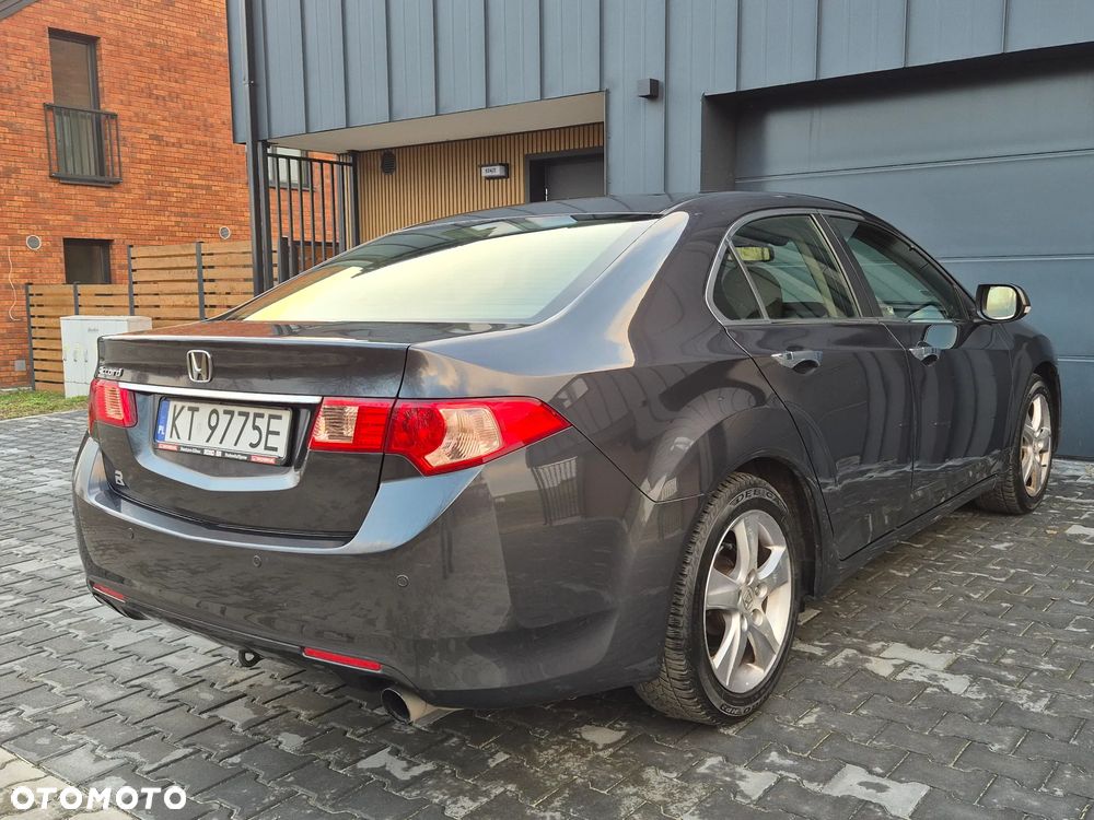 Honda Accord 2.0 Executive - 6