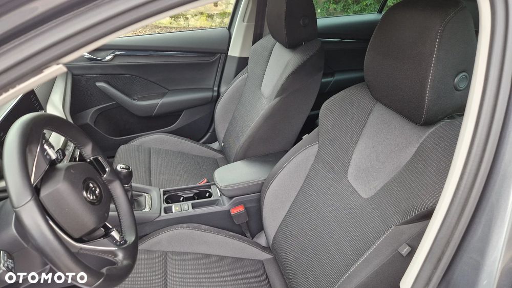 Skoda Octavia 1.5 TSI ACT Ambition - 17