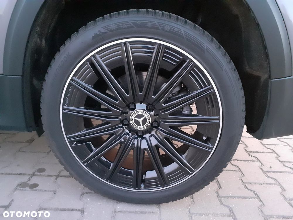 Mercedes-Benz GLB 200 AMG Line 7G-DCT - 14