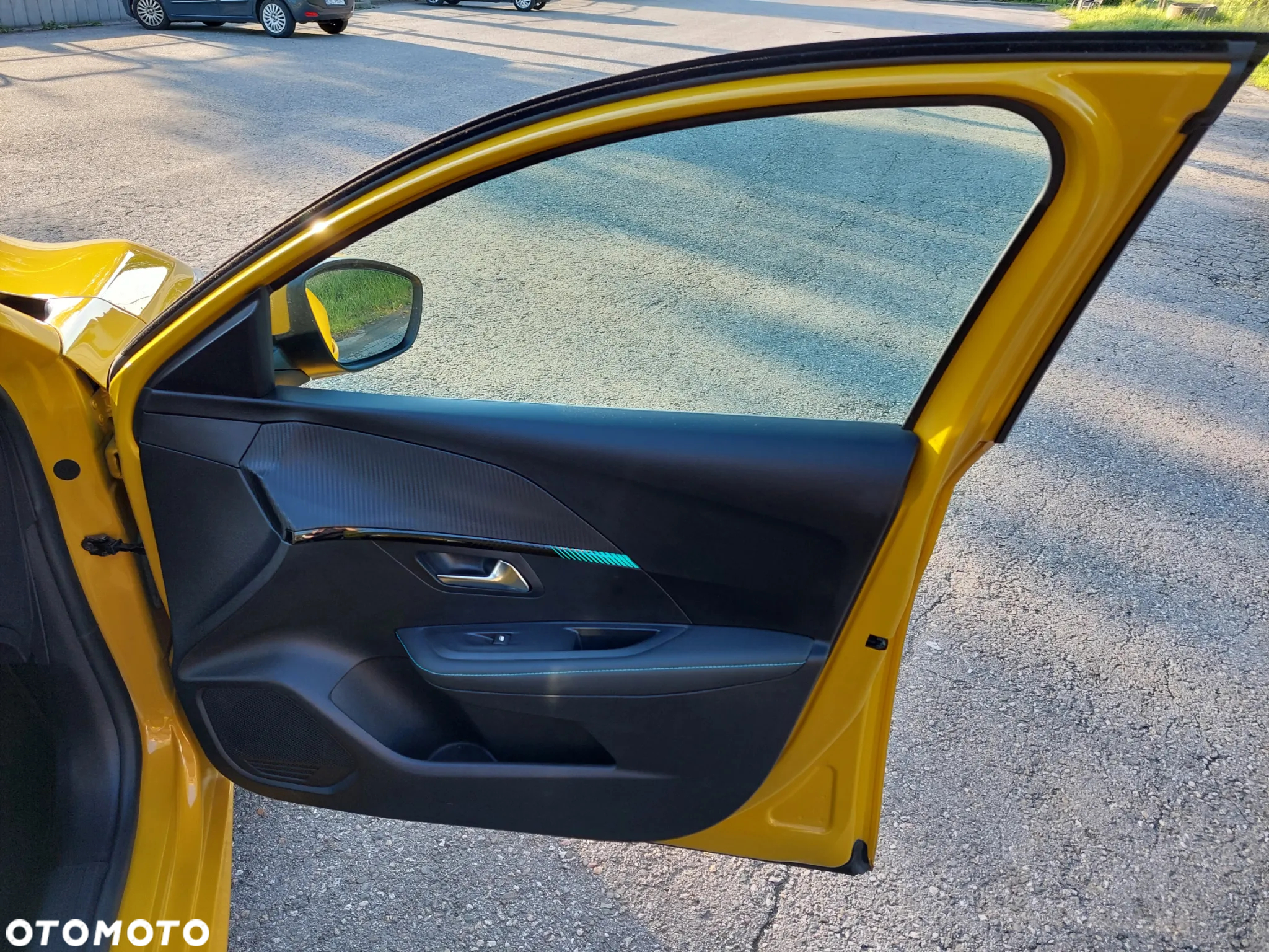 Peugeot 208 1.2 PureTech Allure Pack S&S EAT8 - 12