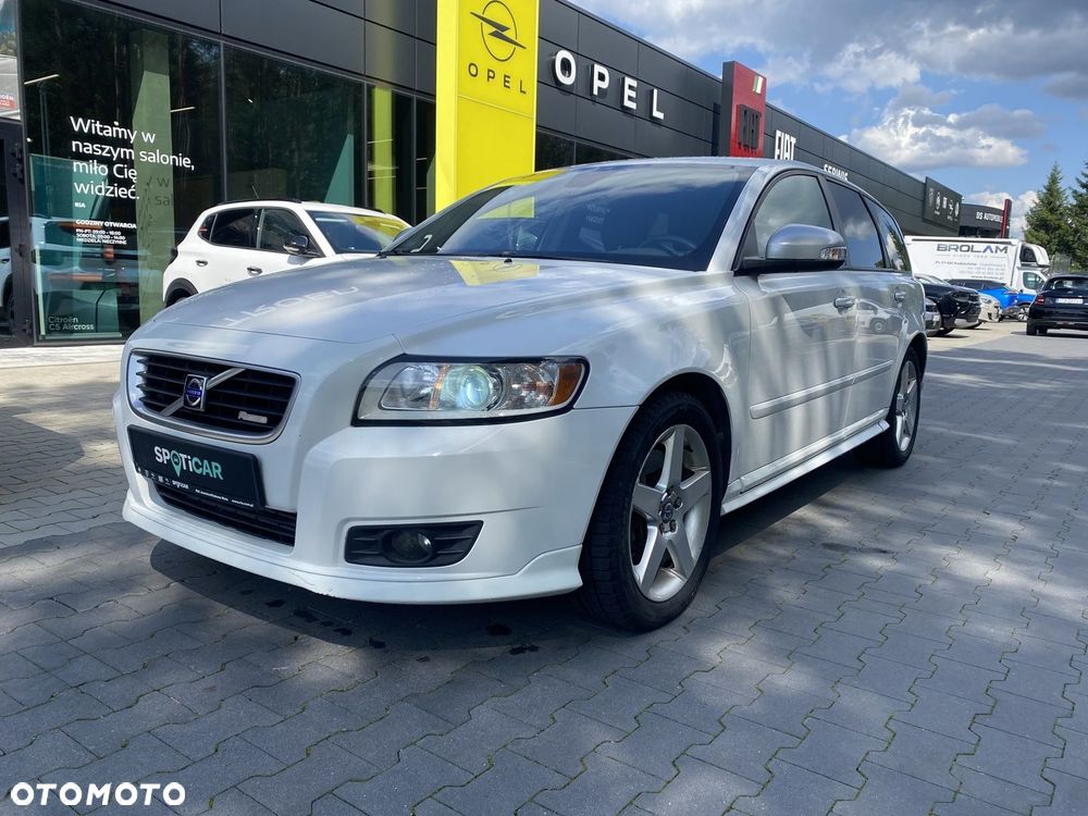 Volvo V50 - 1