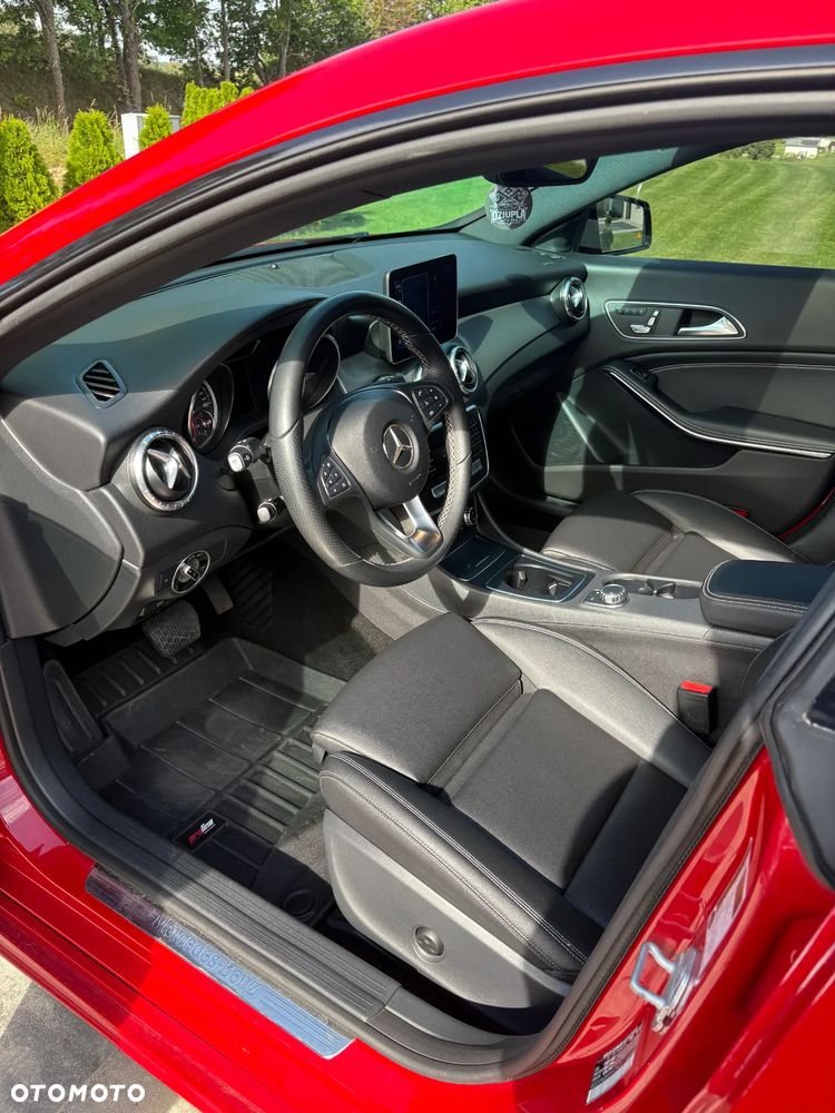 Mercedes-Benz CLA - 9