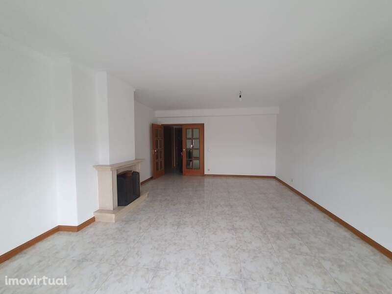 Apartamento T3 em Canelas - Grande imagem: 2/12