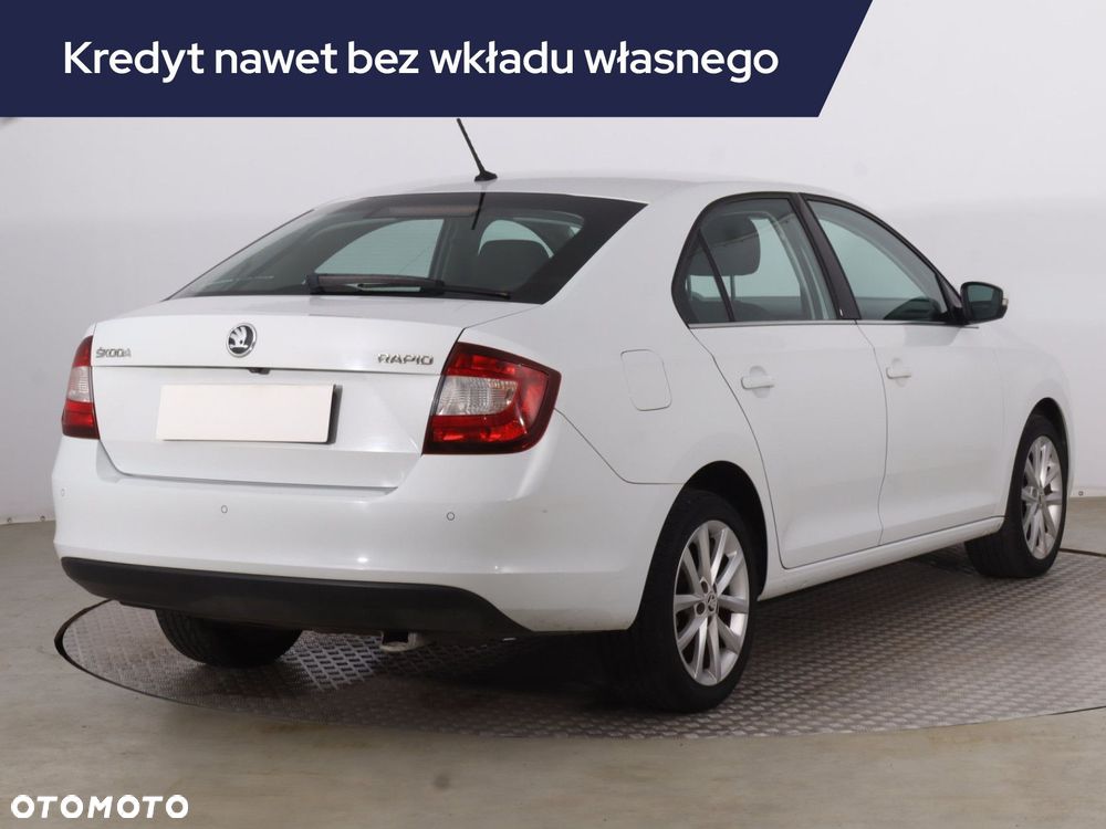 Skoda RAPID - 7