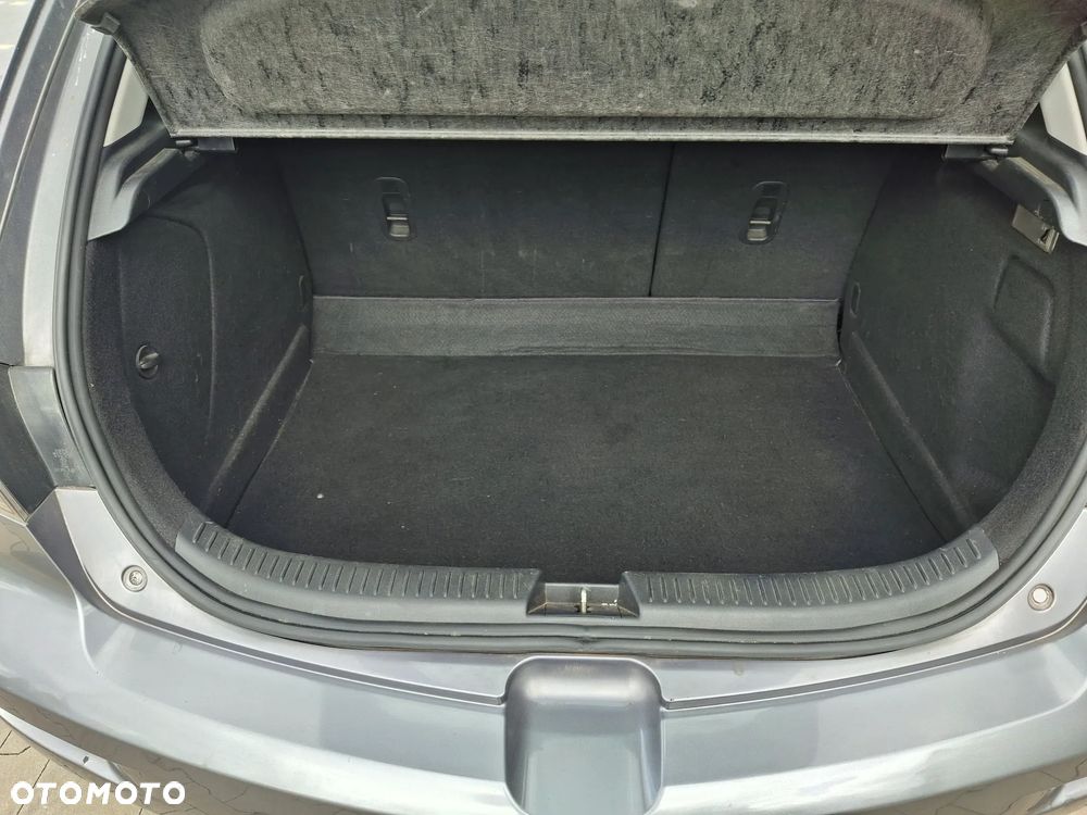 Mazda 3 - 16