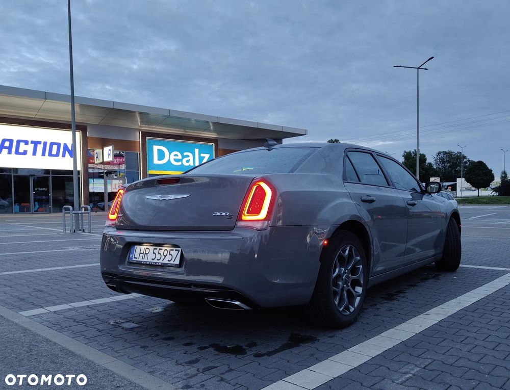 Chrysler 300s - 4
