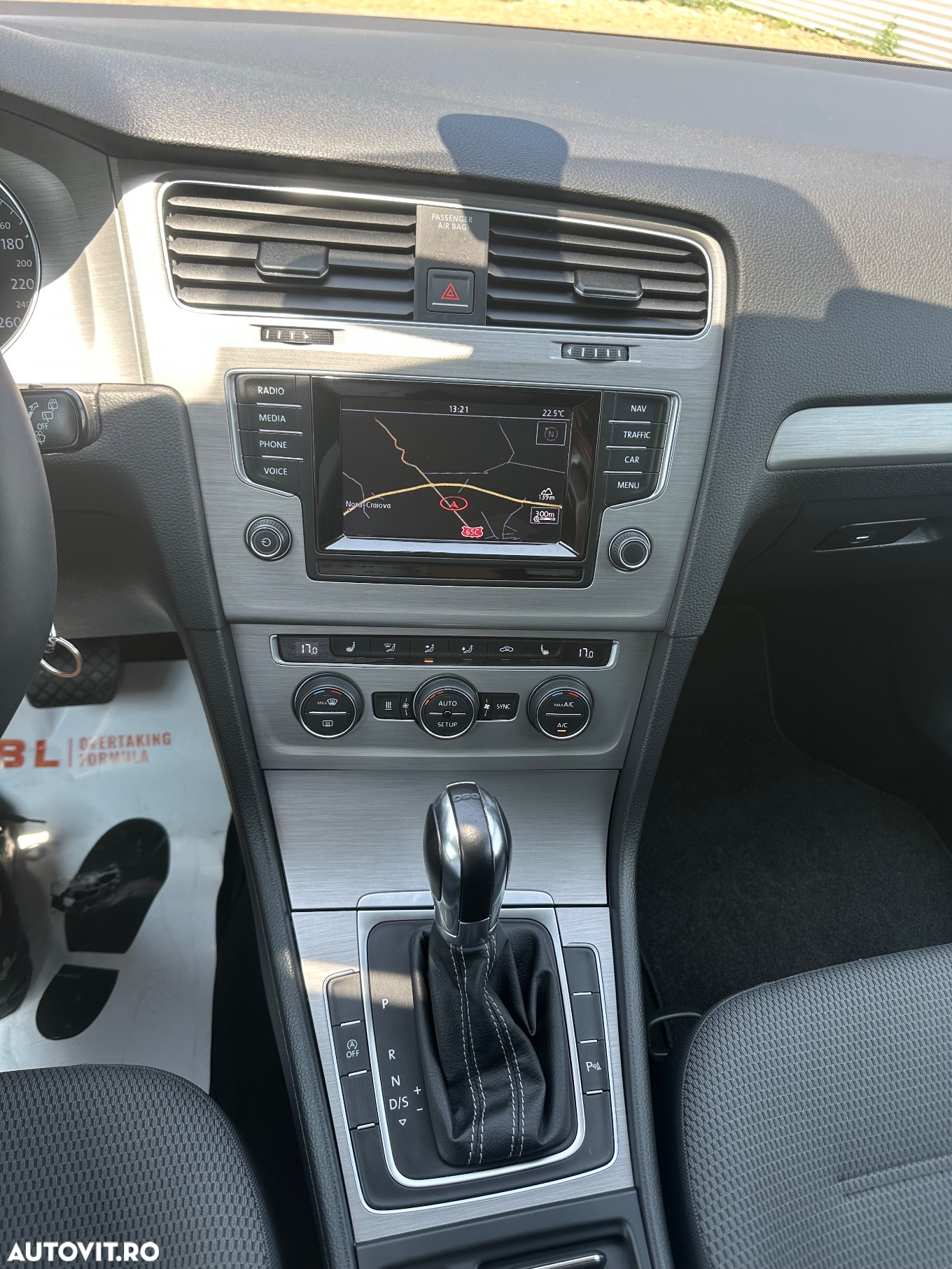 Volkswagen Golf 1.2 TSI BMT DSG Comfortline - 9