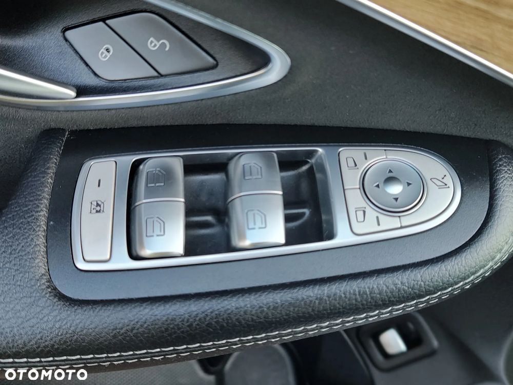 Mercedes-Benz Klasa C 200 (BlueTEC) d Avantgarde - 26