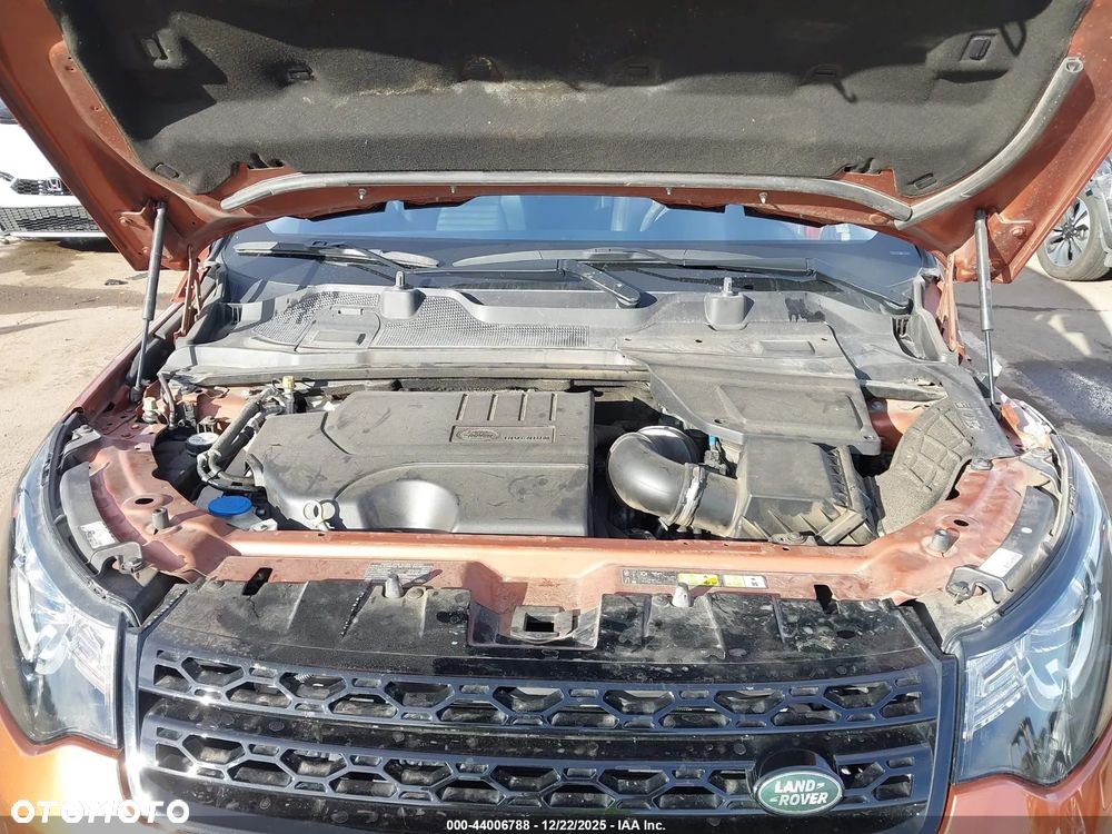 Land Rover Discovery Sport - 38