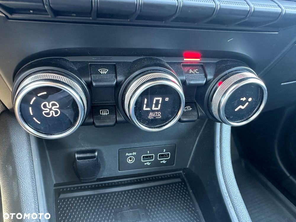 Renault Captur 1.3 TCe mHEV Techno EDC - 24