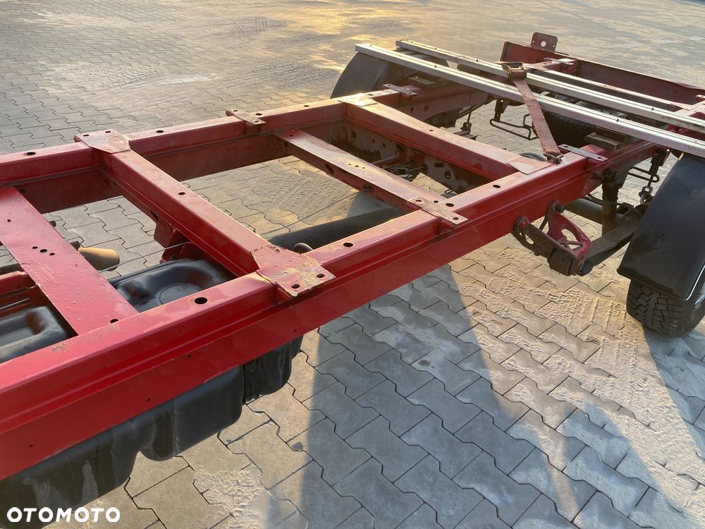 Mercedes-Benz Sprinter - 14