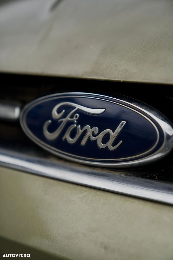 Ford Kuga 2.0 TDCi 4WD Powershift Individual - 18