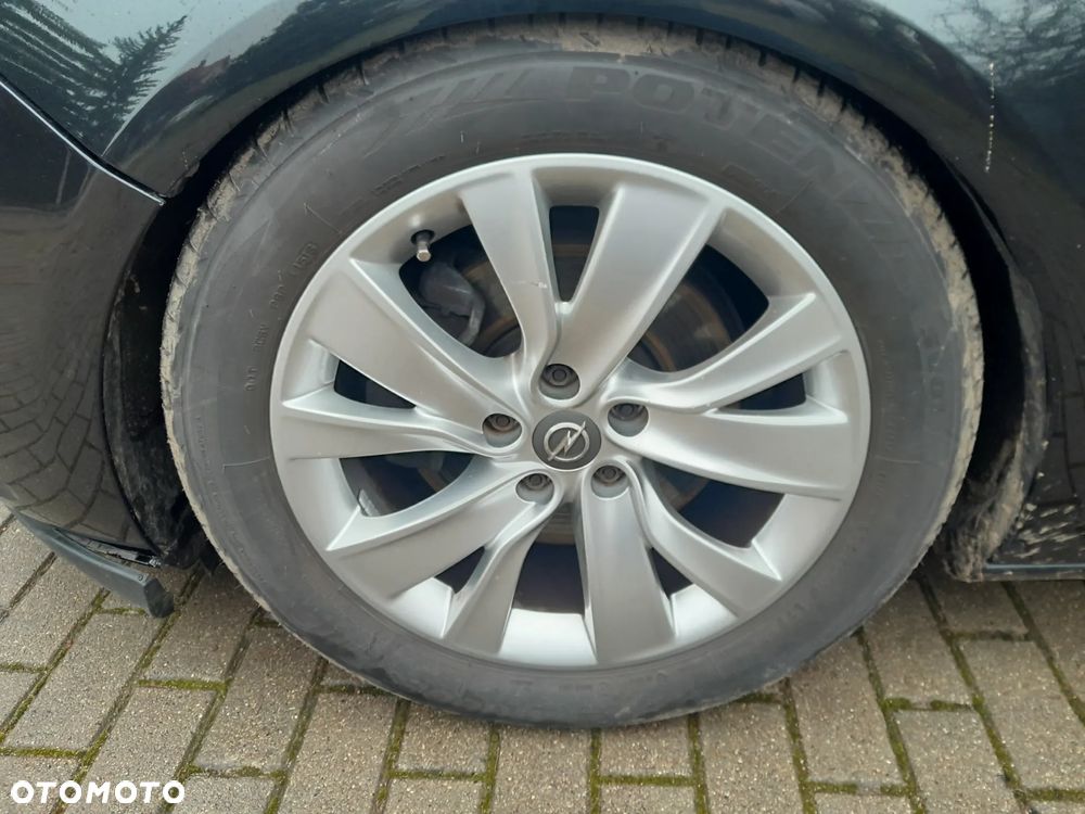 Opel Astra 1.6 Turbo Edition - 9