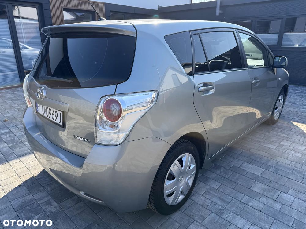 Toyota Verso 1.6 7-Sitzer Comfort - 8