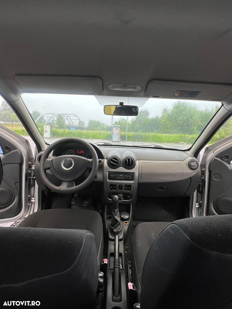 Dacia Sandero 1.6 MPI Preference - 8