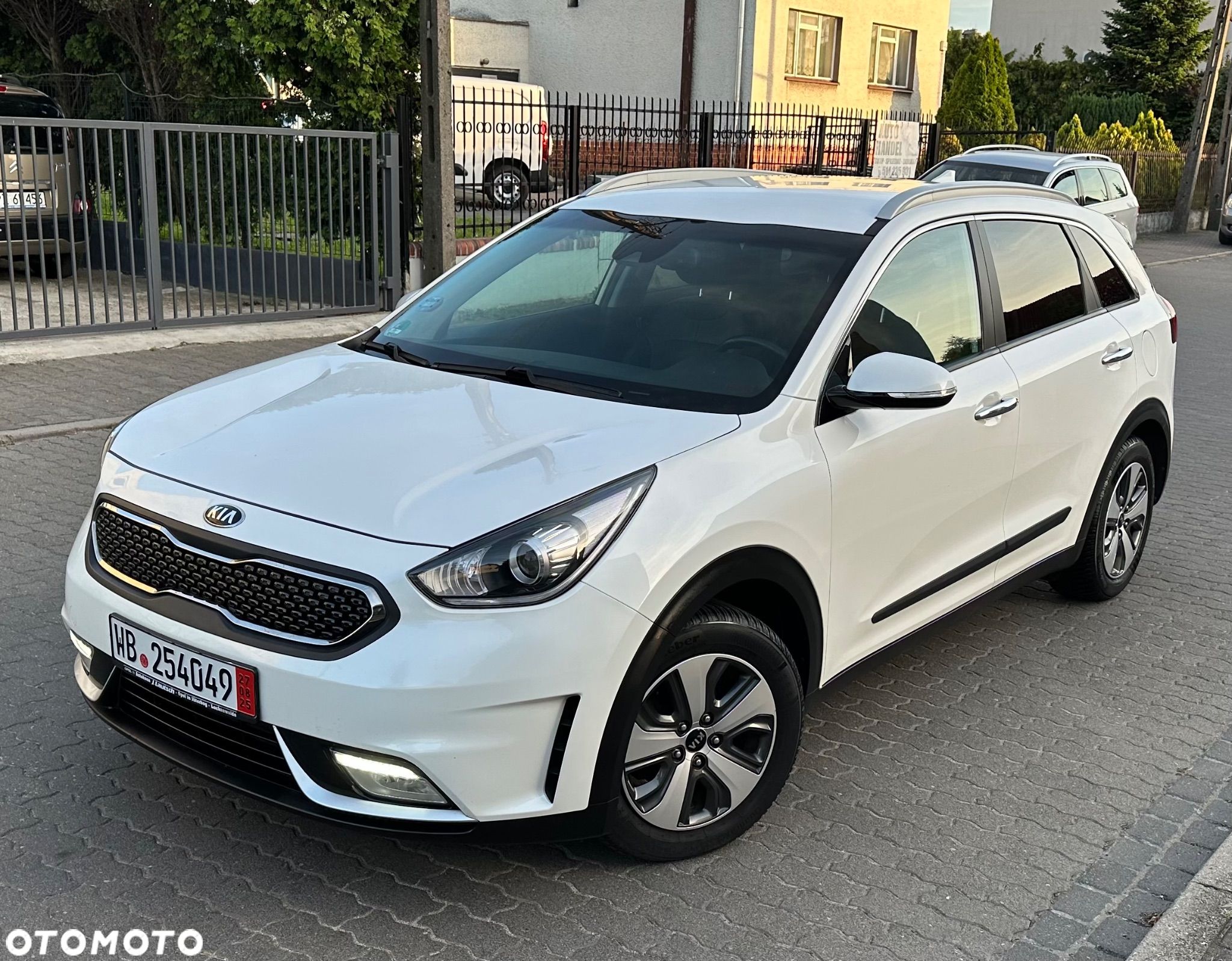 Kia Niro 1.6 GDI Hybrid XL - 1