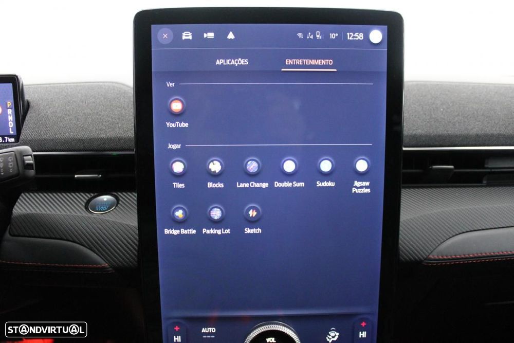 Ford Mustang Mach-E 72.6 kWh Premium AWD - 33