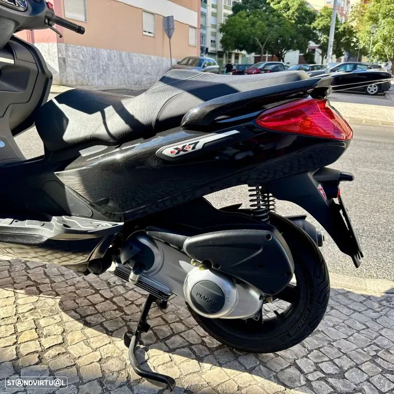 Piaggio XEvo X7 - 22
