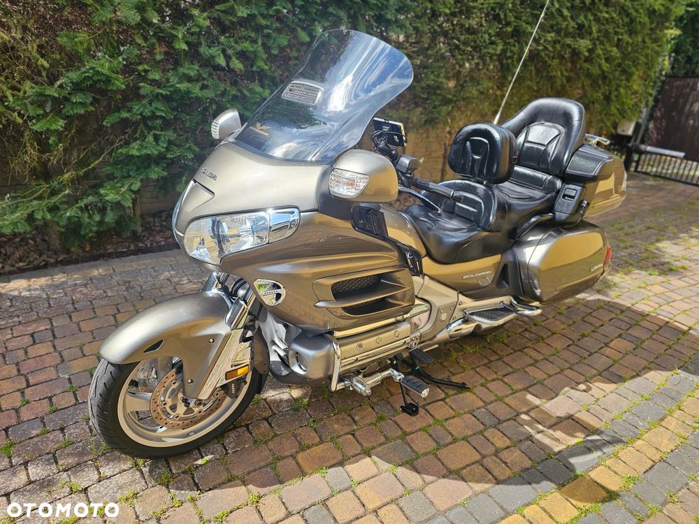 Honda GL - 3