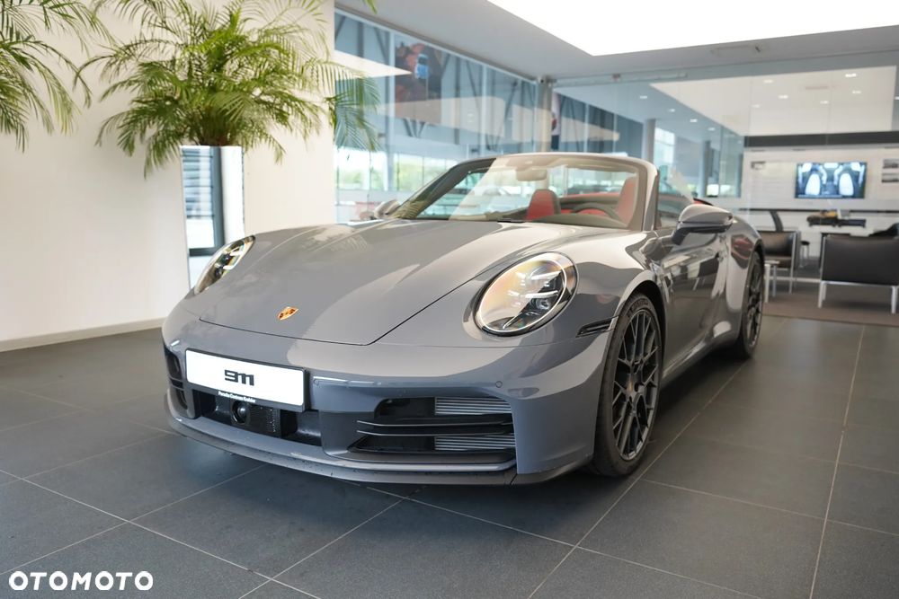 Porsche 911 Carrera S - 10