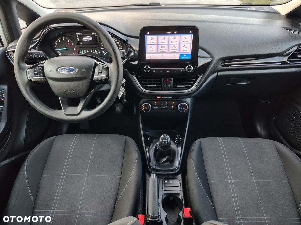 Ford Fiesta 1.1 S&S TREND - 21