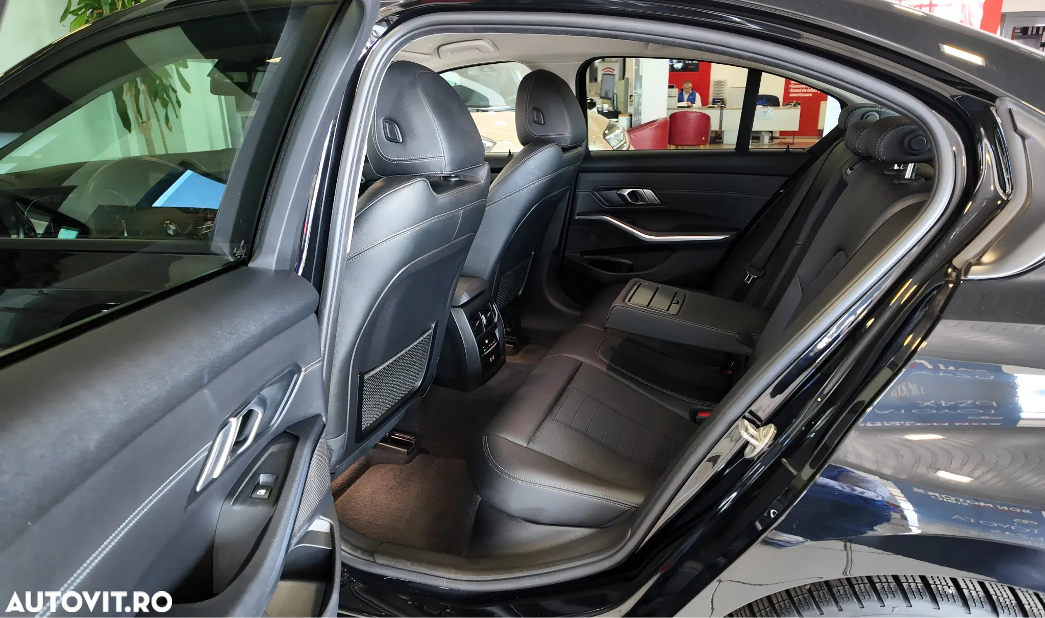 BMW Seria 3 330e xDrive Aut. Sport Line - 33