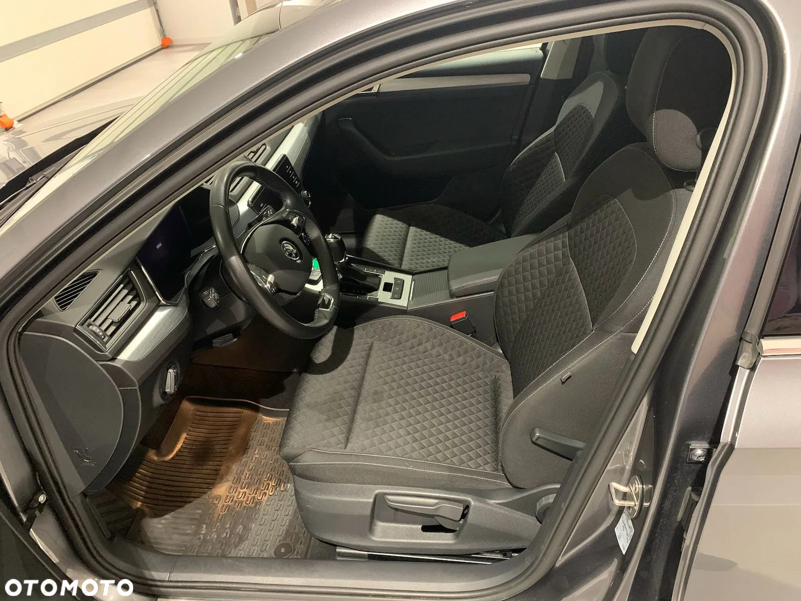 Skoda Superb 1.5 TSI Ambition DSG - 9