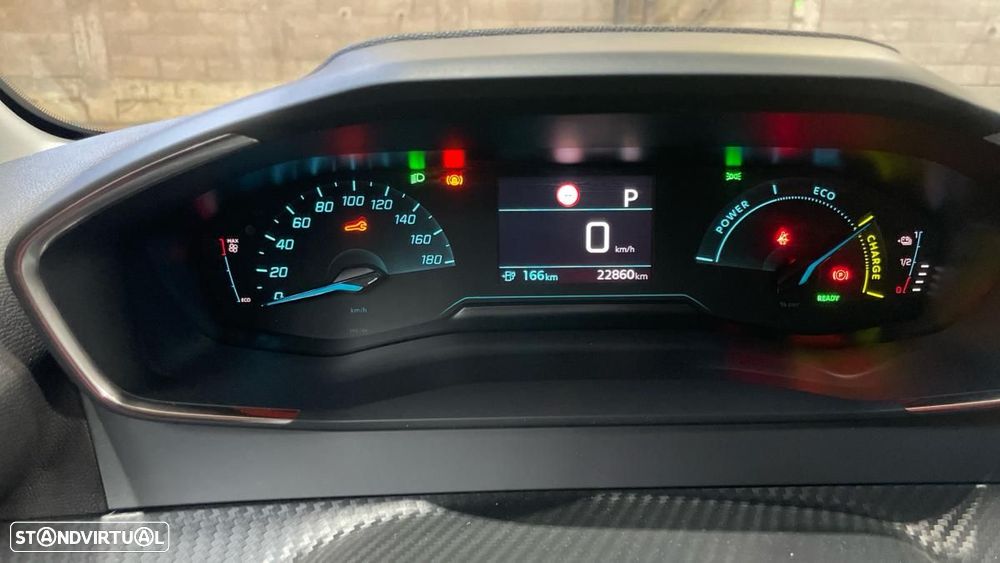 Peugeot e-208 Style - 6