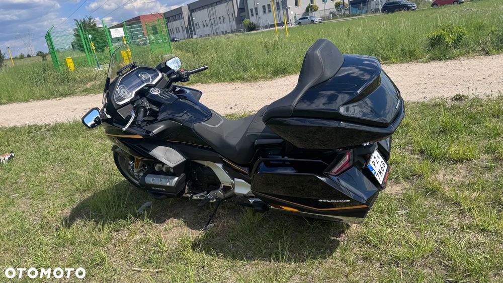Honda GL - 10
