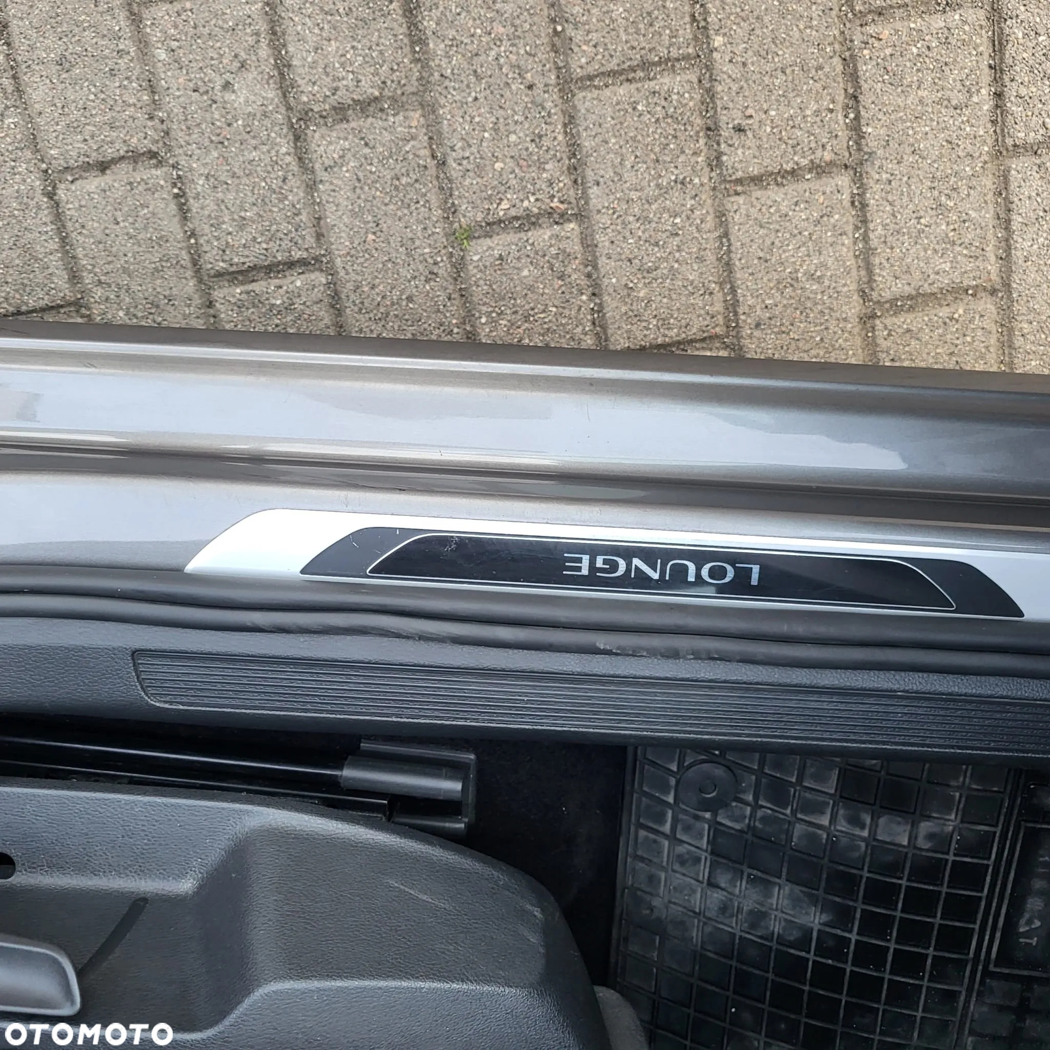 Volkswagen Golf Variant 2.0 TDI BlueMotion Technology Lounge - 5