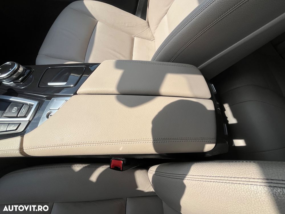 BMW Seria 5 518d Aut. - 28