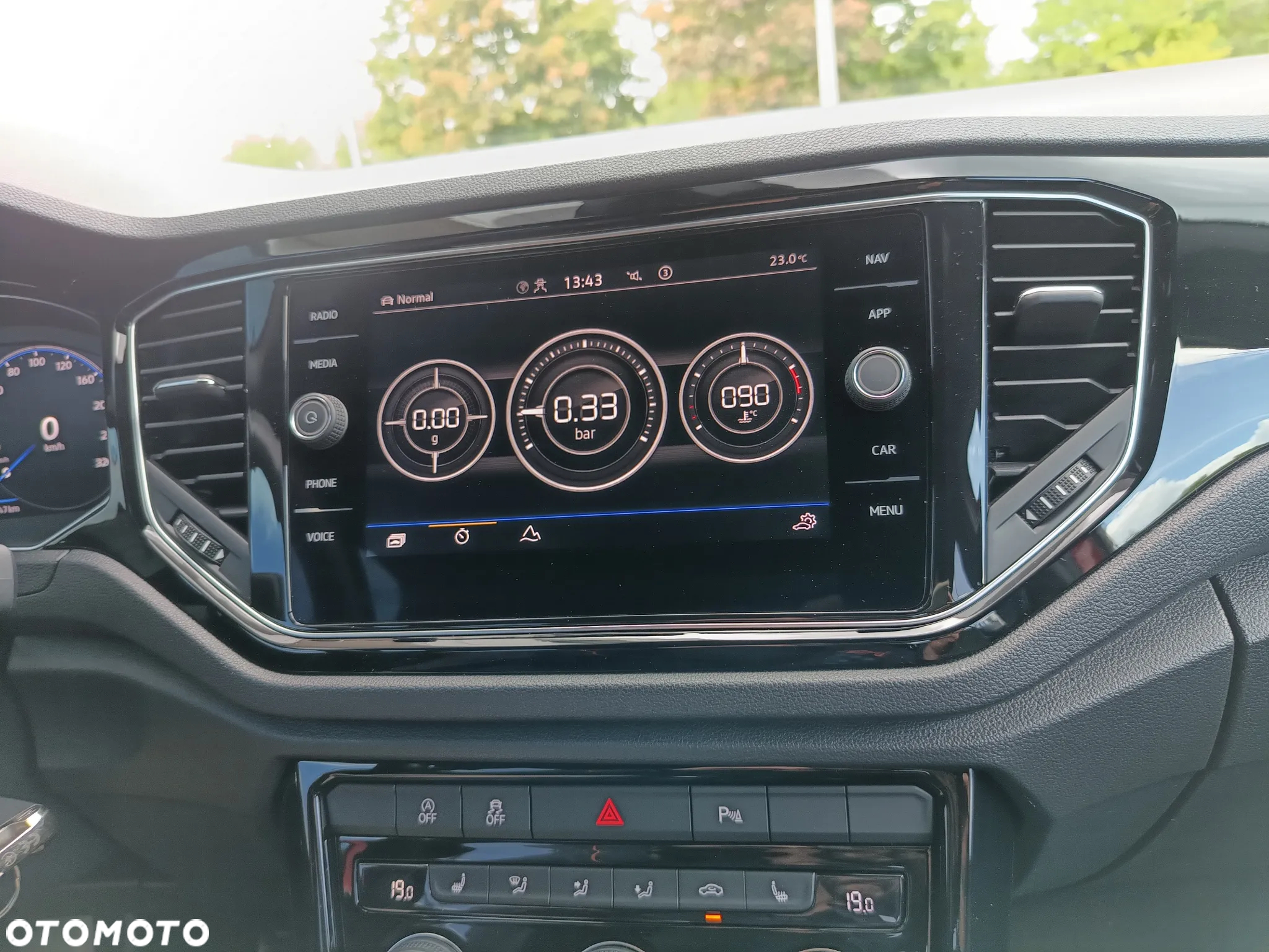 Volkswagen T-Roc 2.0 TSI OPF 4MOTION DSG - 33