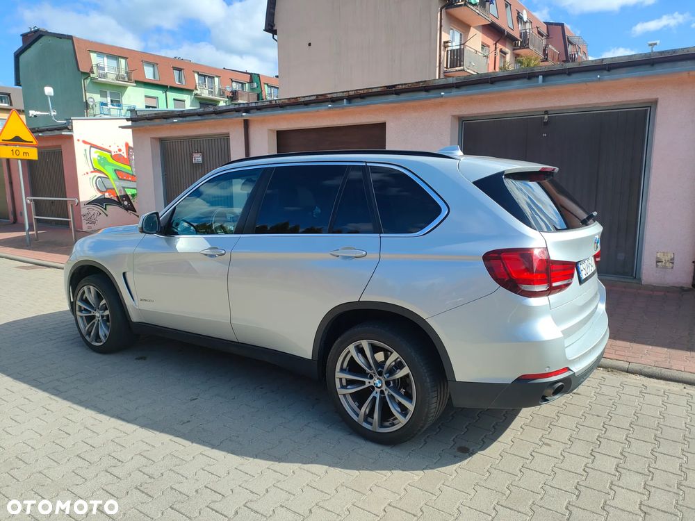 BMW X5 xDrive30d Sport-Aut - 28