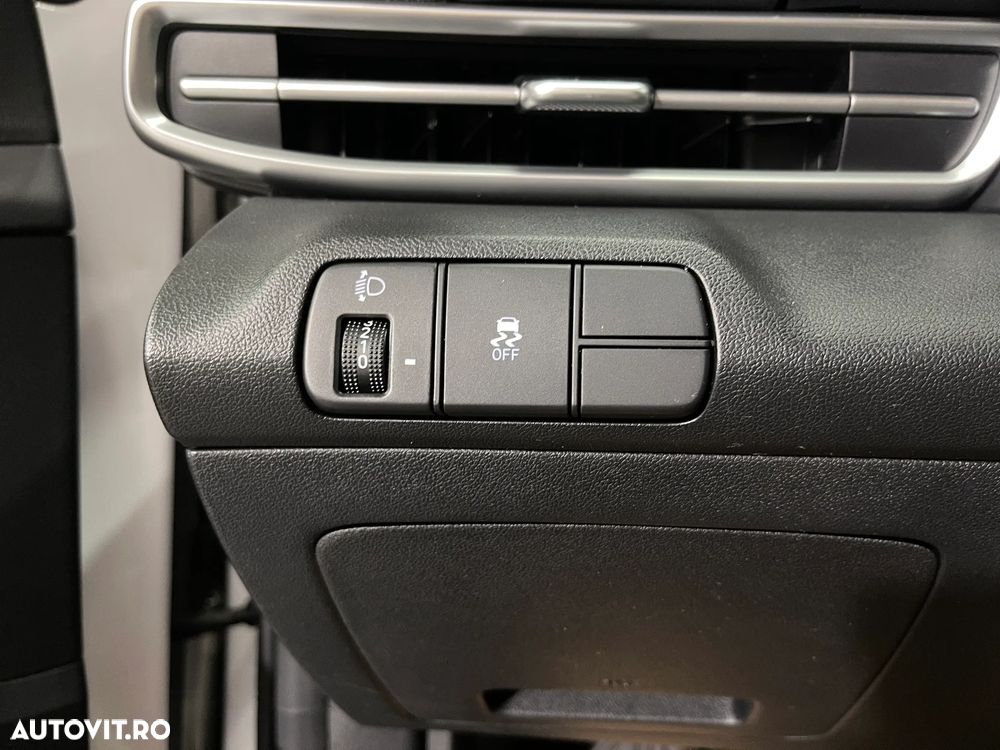 Hyundai Elantra 1.6 l 123 CP CVT Exclusive - 18