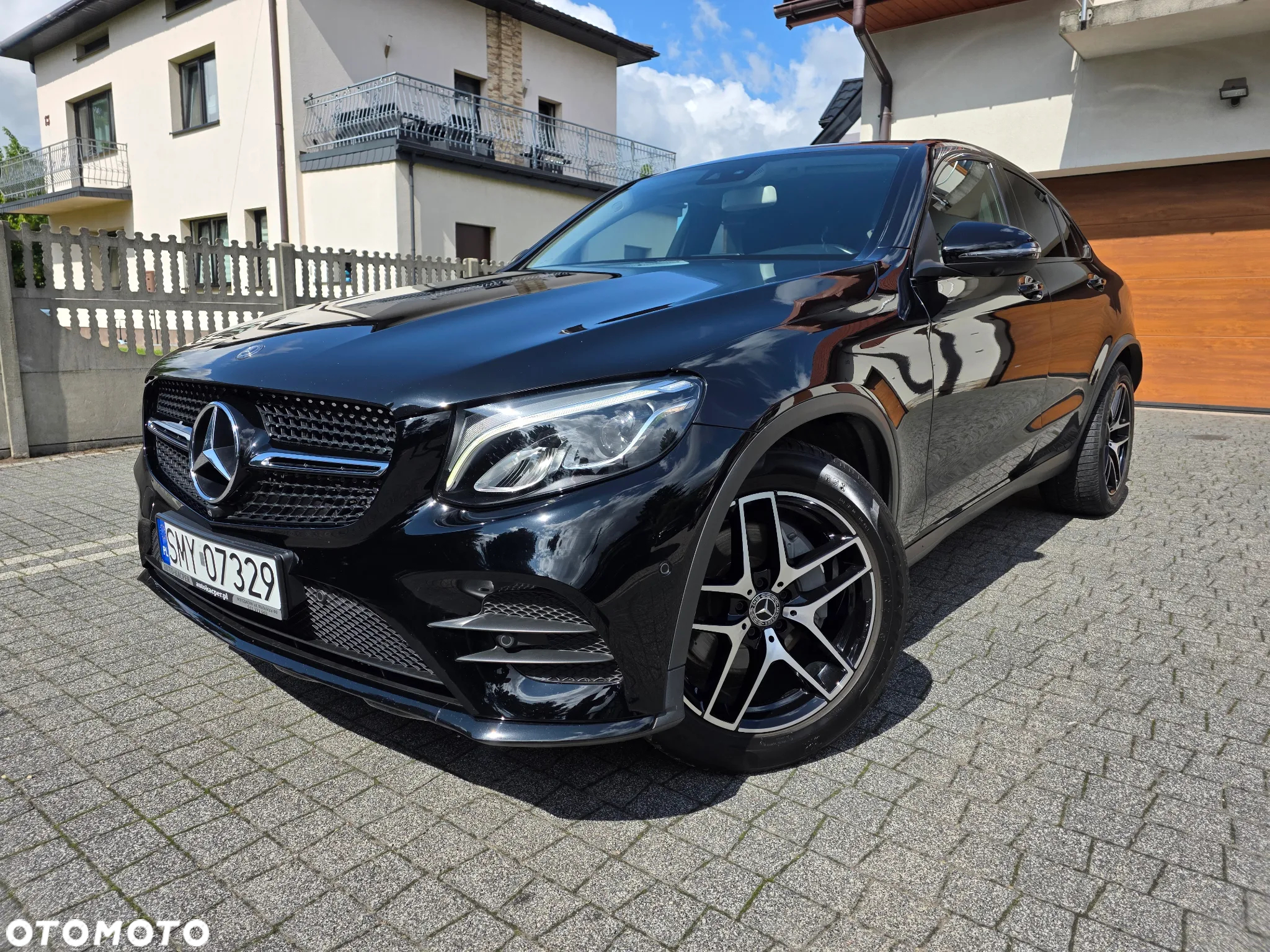 Mercedes-Benz GLC 250 Coupe 4Matic 9G-TRONIC - 2
