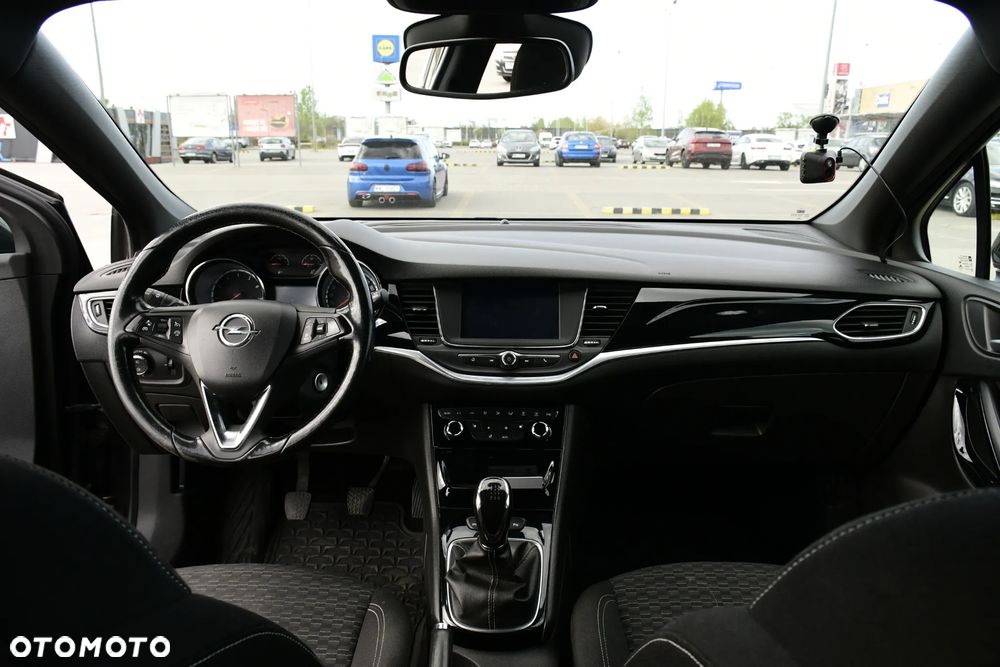 Opel Astra 1.4 Turbo Dynamic - 12