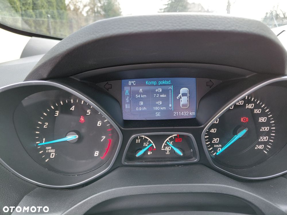 Ford Kuga 1.6 EcoBoost 2x4 Titanium - 14