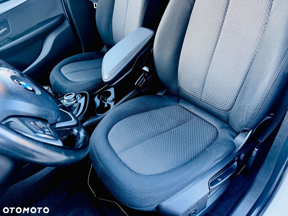 BMW Seria 2 216d Active Tourer Luxury Line - 17